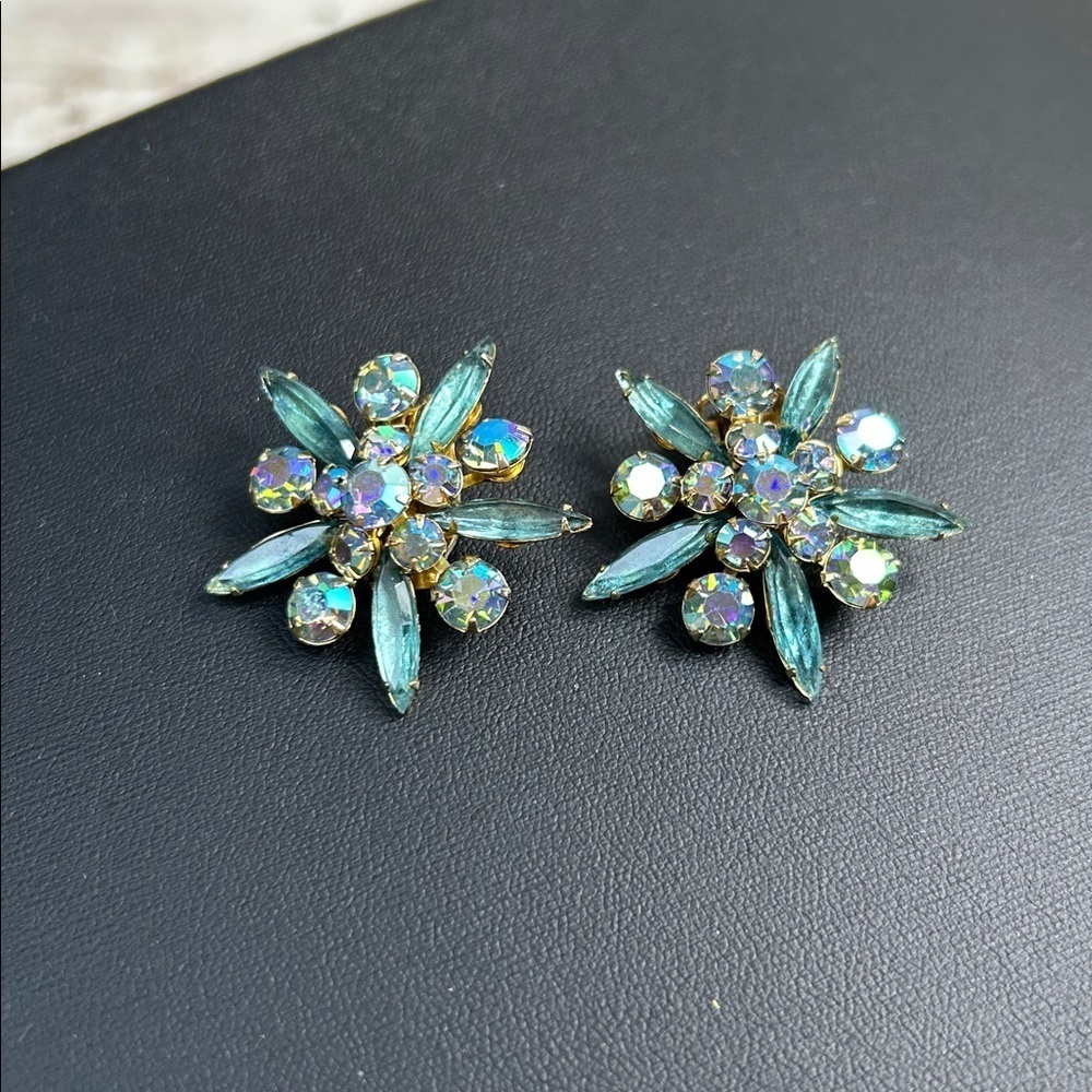 vintage Judy Lee blue aurora borealis clip-on earrings